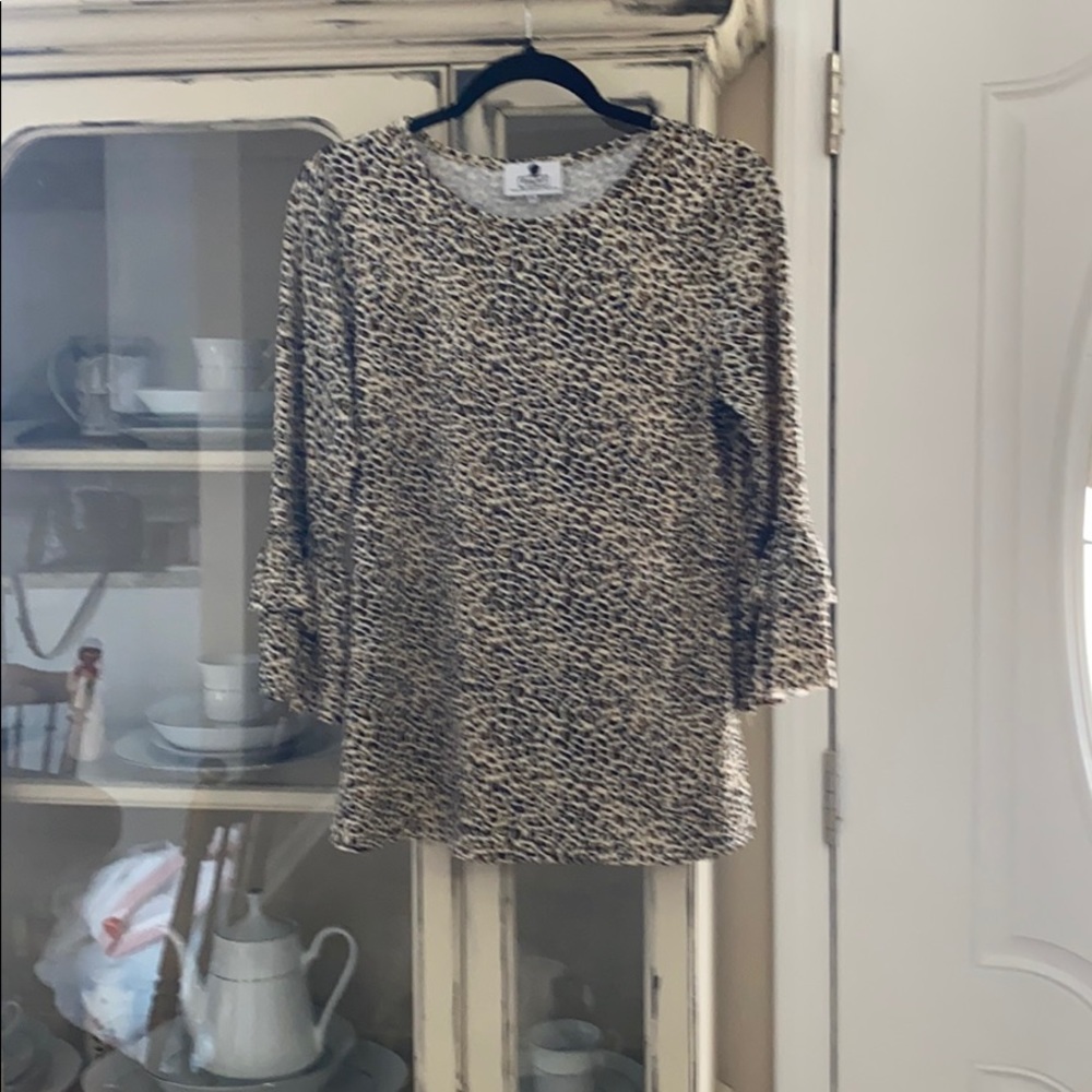 Dainty Jewells layering top